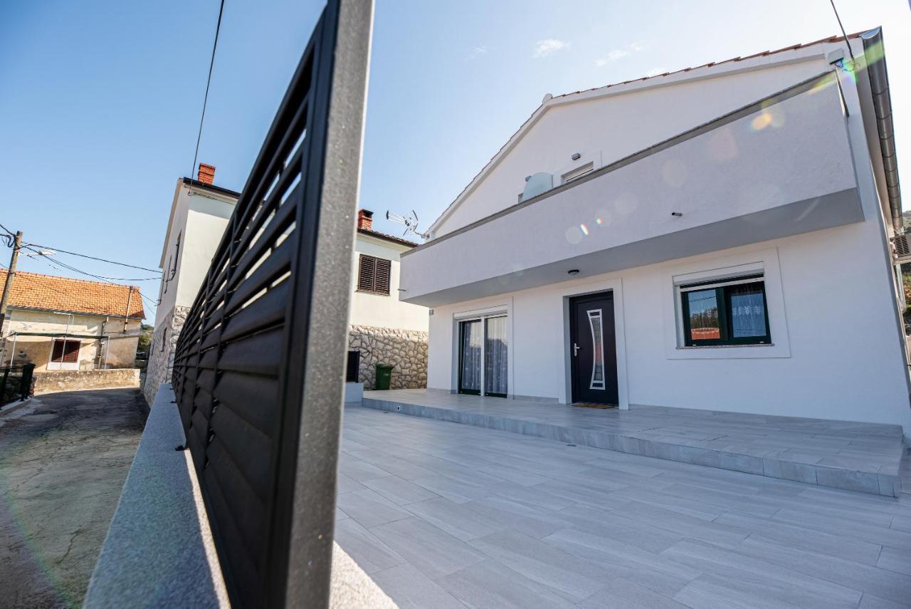 Il Dono Del Mare - Island Iz Apartman Veli Iž Kültér fotó
